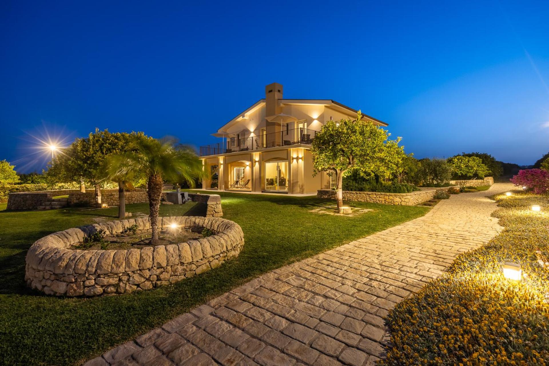 Fiore Di Vendicari B&B - Sicilian Charme, Lemon Grove And Sea Noto Exterior photo