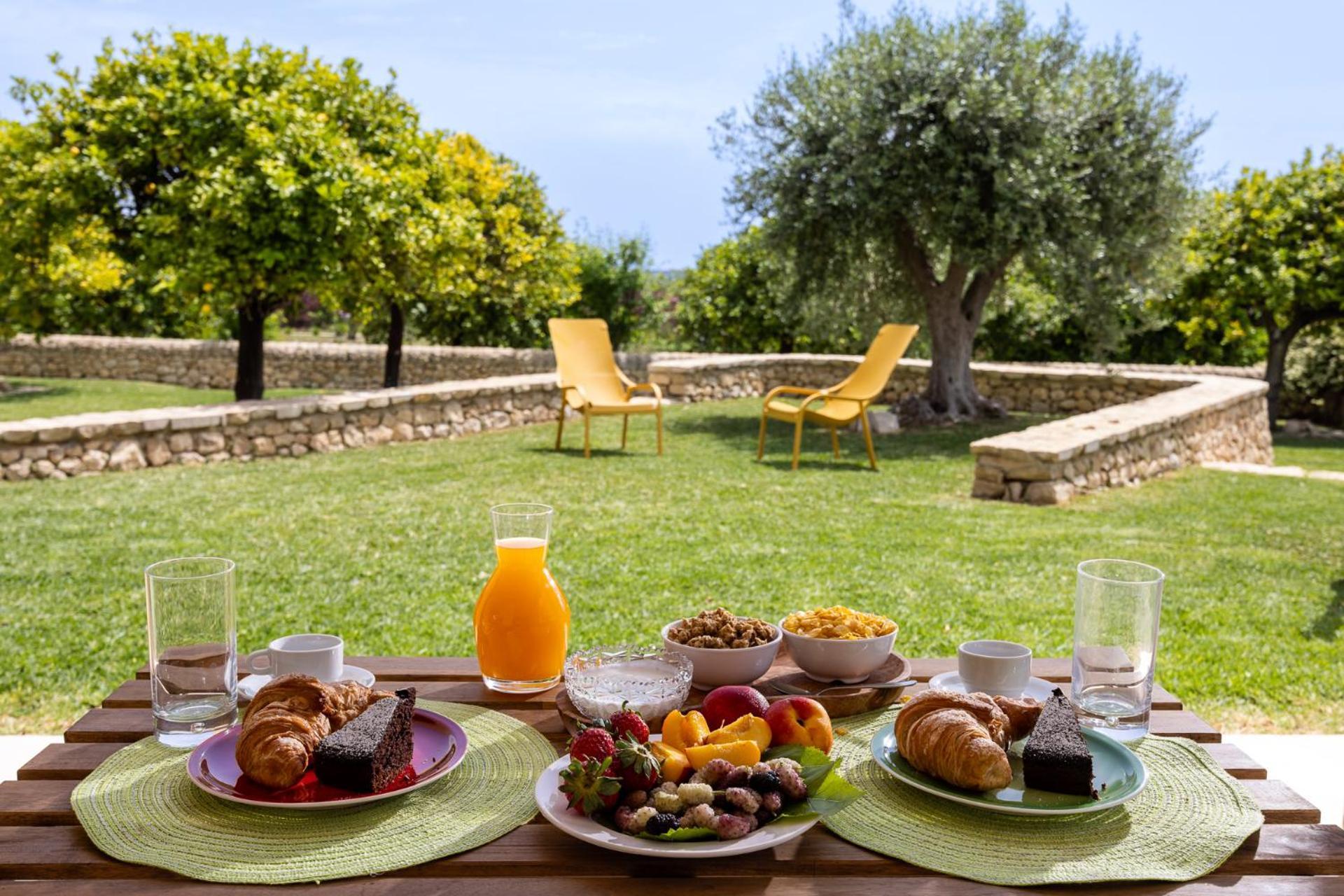 Fiore Di Vendicari B&B - Sicilian Charme, Lemon Grove And Sea Noto Exterior photo